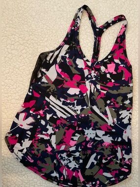 Lululemon Women’s Multi Abstract Print Racerback Tank Top - Pink Navy White
